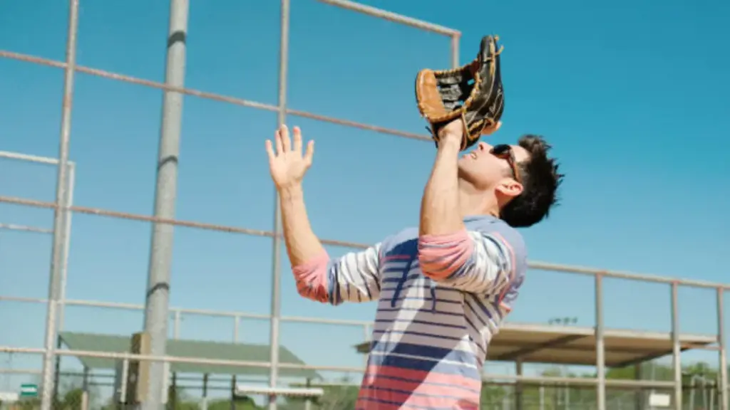 Outfielders' baseball sunglasses